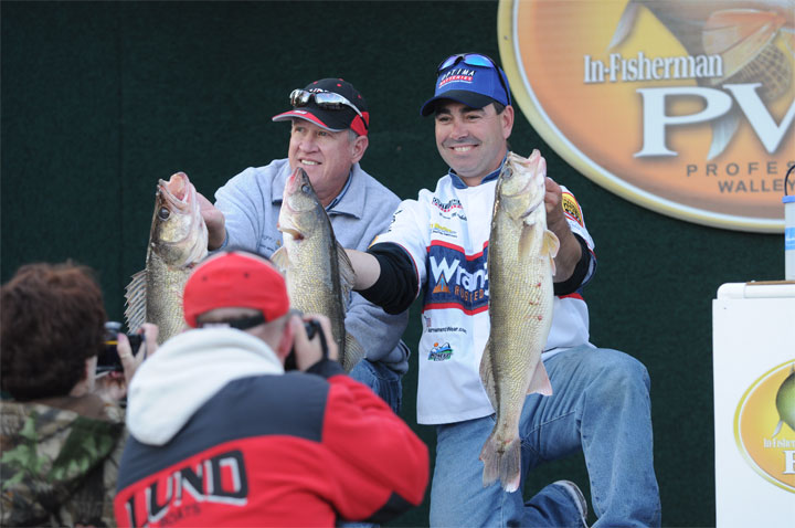 13AAC0A3-B8CD-4704-BD18-79FE24AE4744