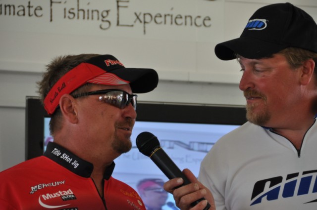 13DCF69D-2512-4862-A9AE-BFB5F39EB878