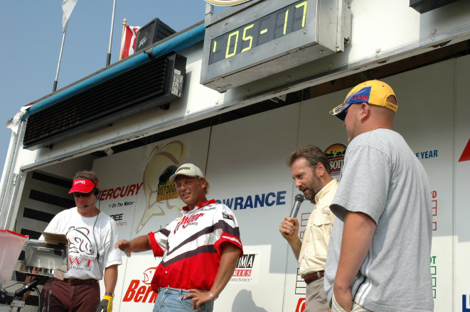 158B1BAD-49D1-4FE4-A8EC-3D7455D1C139