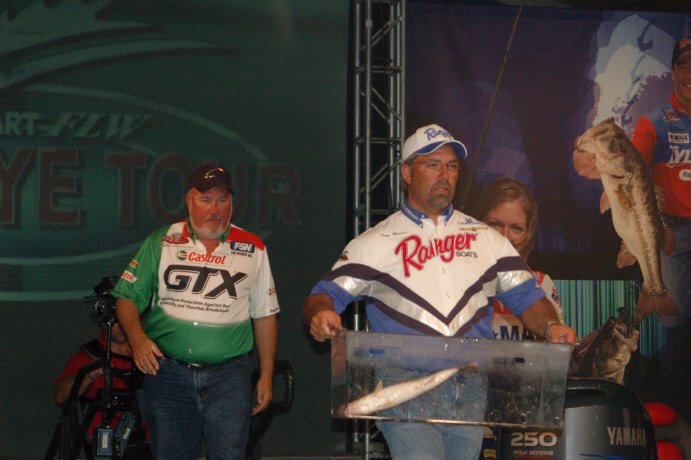 18024D74-1AFB-414F-A3FF-3FE4FE790F51