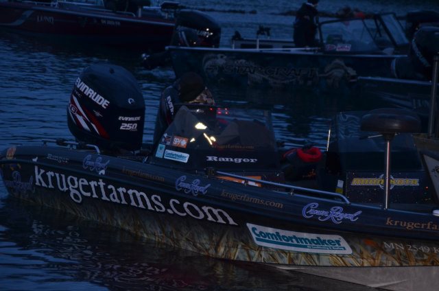 1829823A-7100-47A2-A184-87C10F44977C