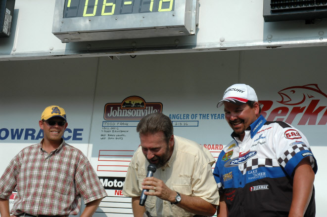 1A912003-5F13-48EB-AEA6-701A1D05369A