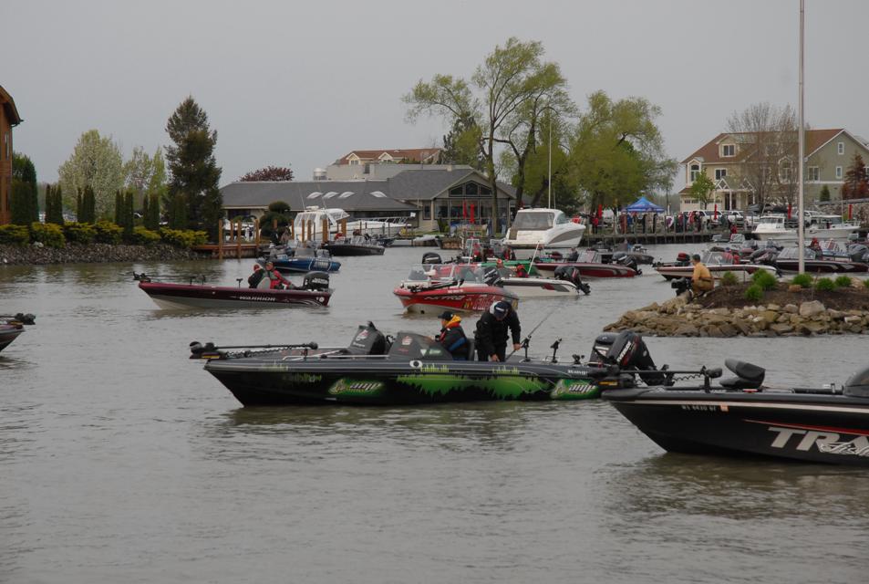 1B407507-8C96-4600-AE52-67E944D2B3DE