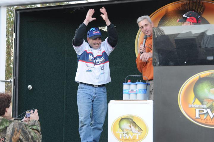 1BF04858-13CD-4CB0-9EEB-62E39695006A