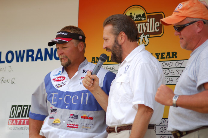 1C10F796-7B03-4375-A23E-128F5365A47B