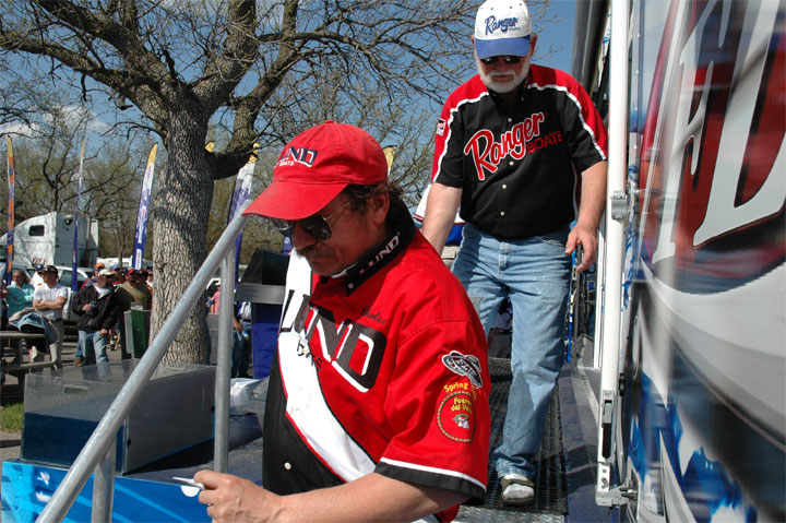 1CC6BFEB-6FD3-4E9B-B36C-B841FBAAD5B7