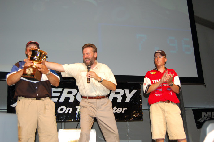 1E1E0D6E-B71A-4BF5-BE35-0CDD96530D6E