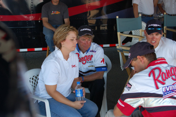 1E6B7DF6-395C-4D48-AC3C-3251327D1C64