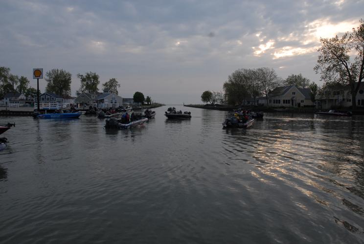 1EDA6077-6FEA-4253-BCB6-214F6E646F63