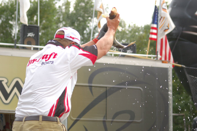 1EFADF5A-9B41-4470-B18E-96A6594BDEE3