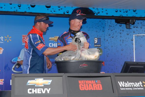 2016A5ED-2528-46EB-B879-AFACB5C57847