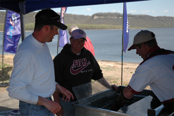 205B2DA6-E50F-401C-974E-099D5CD8080C