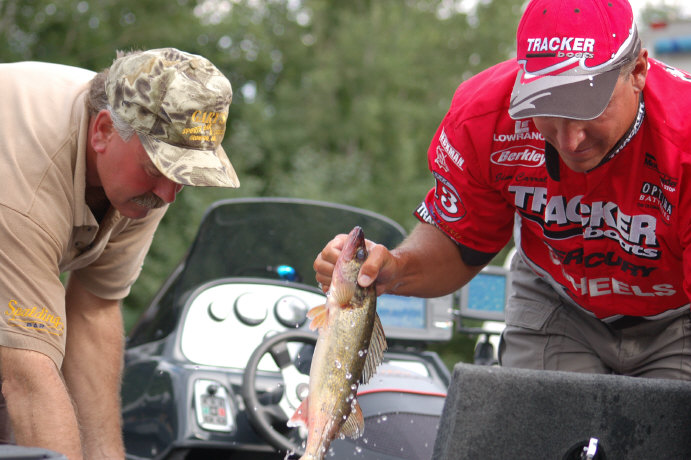 22ADBEC0-EAEE-4AF8-A2EF-848069F9F318