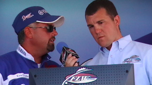 22EA986F-C0B9-44BB-A134-95D686F0A27D