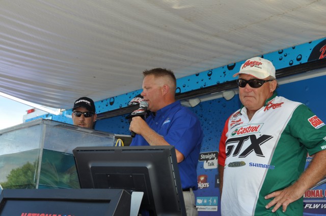 23360E4C-FF7E-4BC8-9310-9002421FDEDB