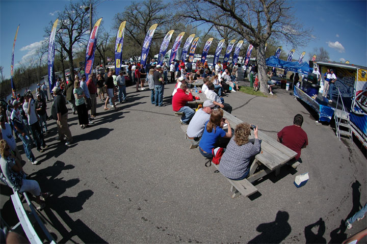 235B420C-9A5A-45A1-9541-A4155A5AD306