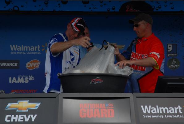 2480CC7D-2BB3-451C-A096-256D2BED3996