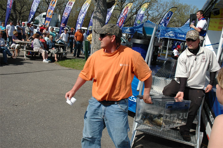 24ABB034-ADBA-4479-B0EC-E34716C41046