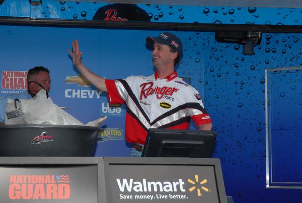 26431890-7DCB-4E00-AEBA-7C40362ED384