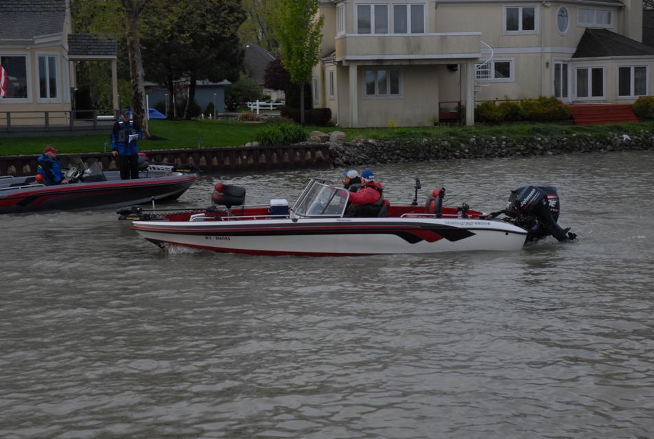 28389DEF-20C1-4E82-8D9A-6102D1510998