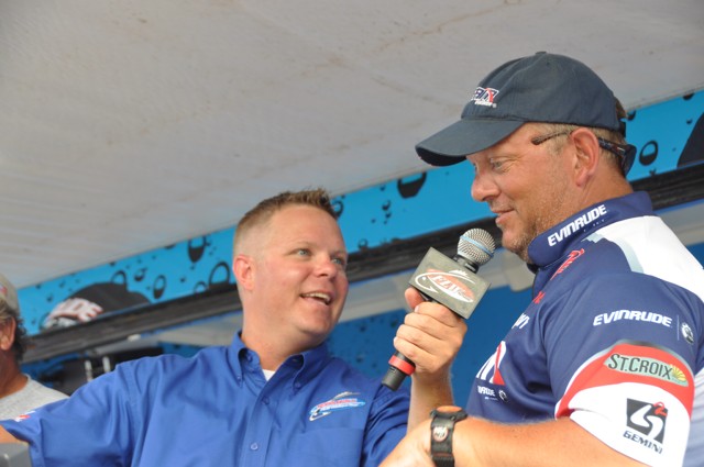 288E560D-F54F-4CDC-99EB-B6E8069E1806