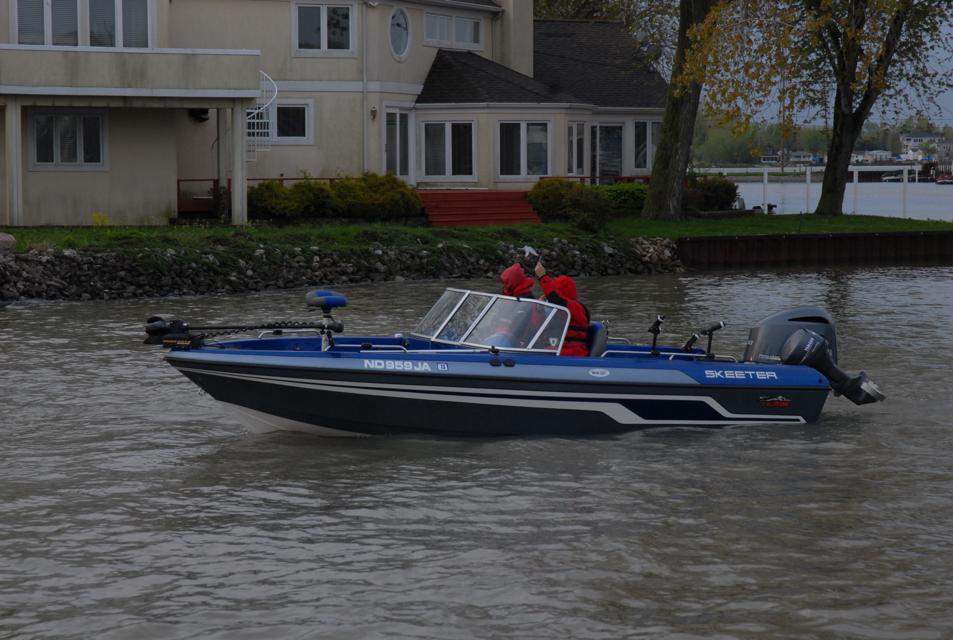 28FE13AD-B247-419B-9F15-67887E467E12