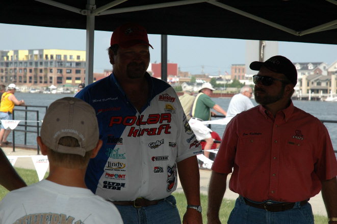 2AAEDC23-9705-4725-97FE-77CB83D2AF6E