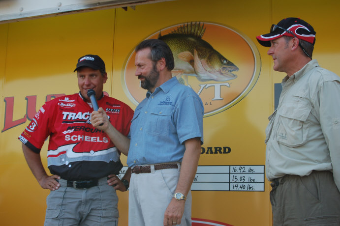 2C10BBFB-E330-439B-B03D-661E61608599