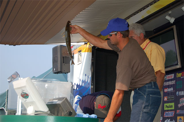 2FE41604-2E39-411D-852D-DBACC981C260