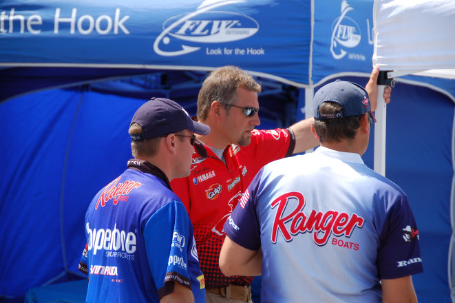 323B6241-4825-4DD4-85EE-1FDA63F5ABA2