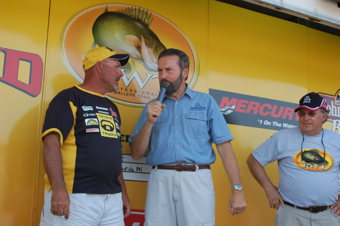 342B104D-4F05-466E-A4E6-0187217C7CE6