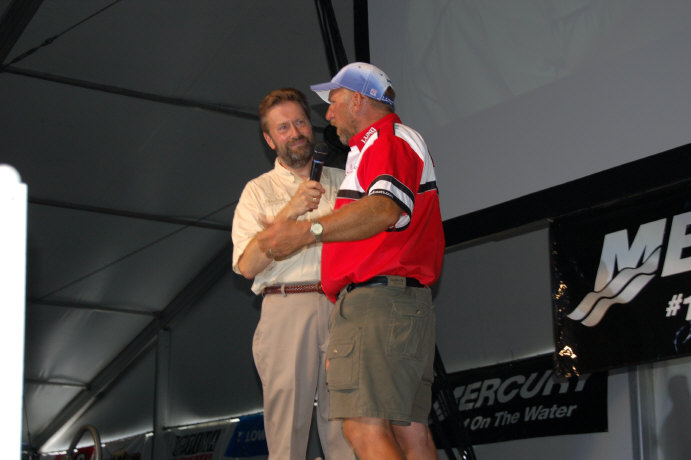 358FE18E-9044-486C-9ED1-50D4DC405D48