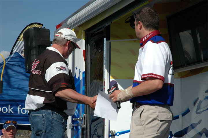 368A1939-CDF0-465F-8B8A-8E85843EB596