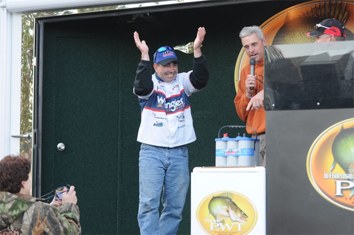 39F593B5-EE6E-432F-BD56-67970883B8DE