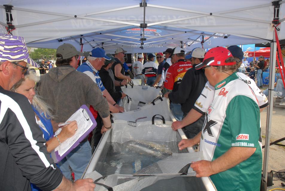 3AC27640-0AEA-4F85-B639-360C3BED5549