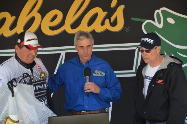 3AF69B0E-27CE-4F35-9371-E6EB559E4E83