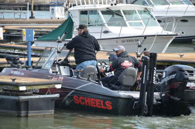 3DBB5381-7F77-454D-8B34-8D10762B1F58