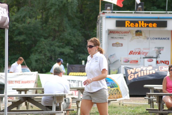 3F3FC4D2-3037-4F86-A6DE-AD4BD41156B5