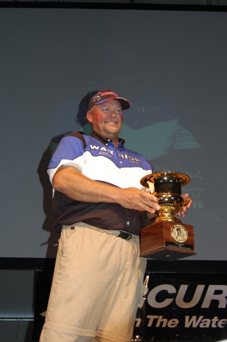 3F725C95-AA68-43E0-A03C-34BBE428D960