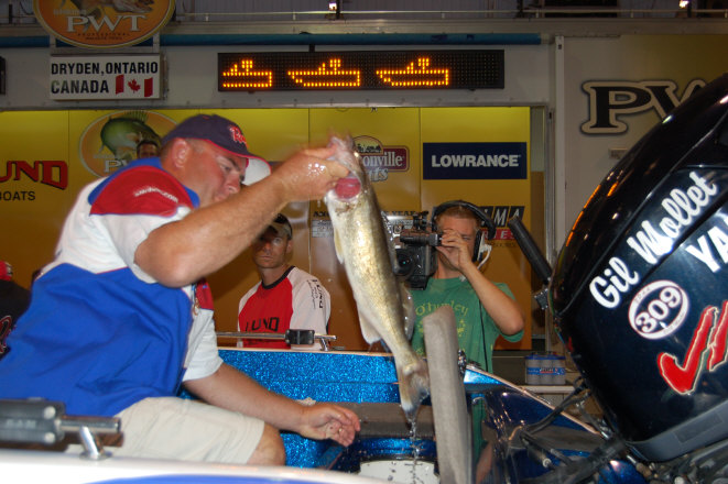 4450BABD-0D9A-4685-9ED7-250BF883F1B6