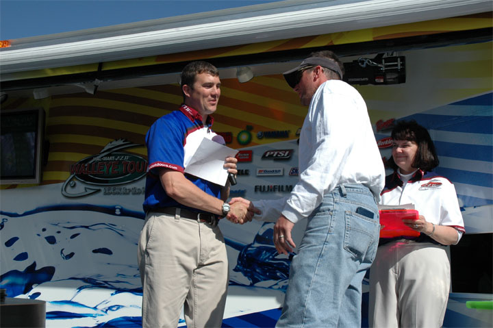 45E1A358-7CF4-4023-9FBC-549109197222