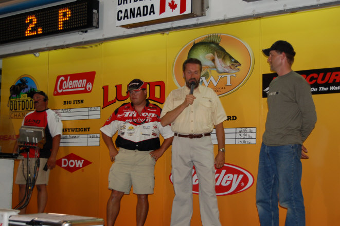 49D72C5B-9DFD-4447-AC00-9512D27772DA