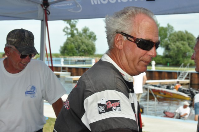 4A9DF0D0-2250-4464-AD09-10D0B42369A9