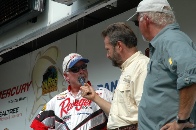 4B903232-9C64-4E73-9573-2D0F22E55CDC