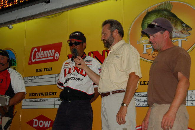 4BCE2BFF-1C8A-4B44-9C8F-42557F1DF52A