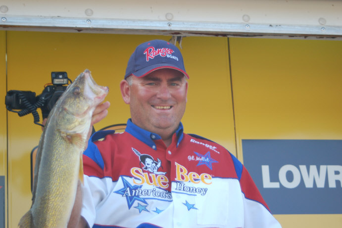 4DABF055-DE9C-4873-8310-45FC8A3DA64F