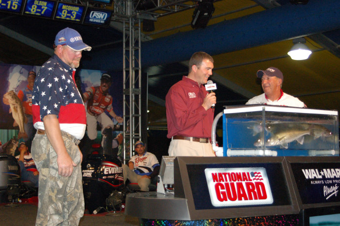 4DC2F955-B817-4F09-B525-3F5E0A6081B1