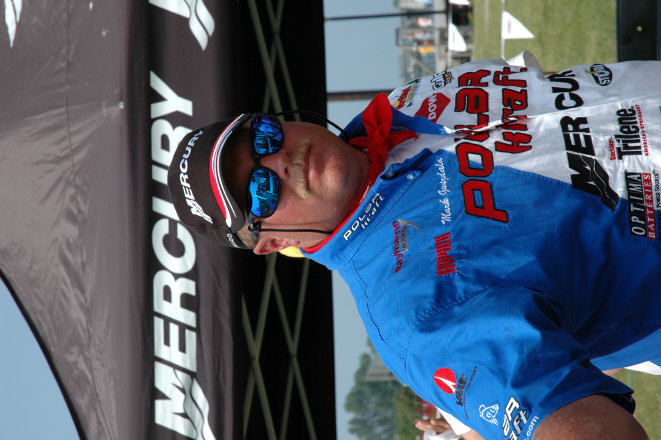 4DC8EFBC-210D-428C-9018-6DB1B8350AF6