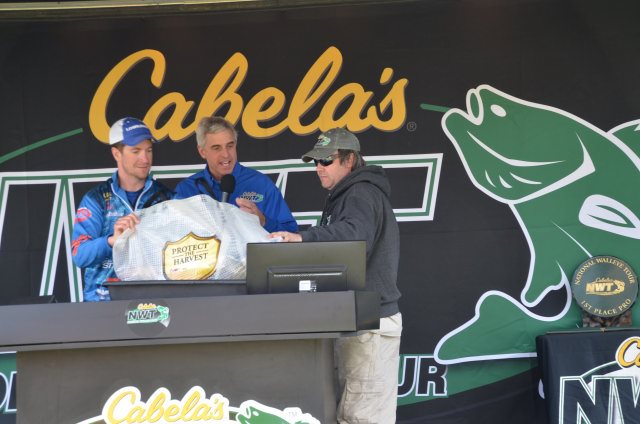 4EF86EBF-6F23-459A-812C-1662492E848C