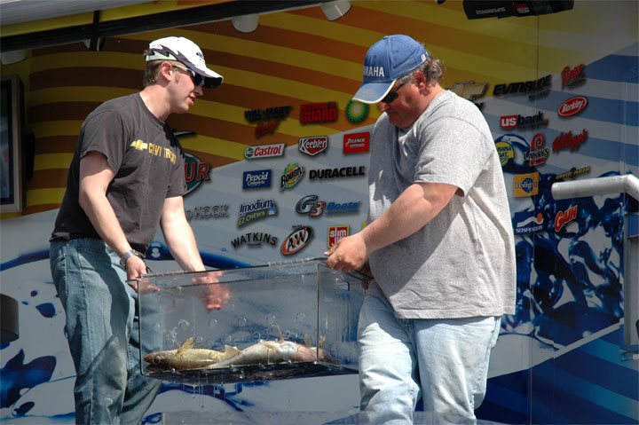 4FE39D0F-2D0B-4D49-8A85-6CF17B8B14D6